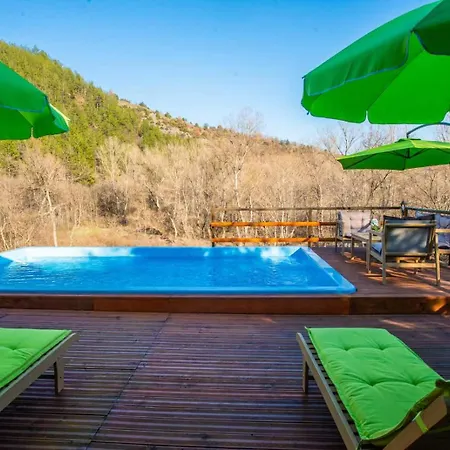 View 2 Villa Skrino